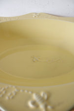 Temptations By Tara Bee-lieve 3 Quart Yellow Oval Serving Dish