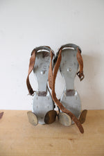 Vintage Flying Ace Bear Cat De Luxe Metal Roller Skates