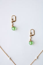 1928 Gold Green Stone Pearl Necklace & Earring Set