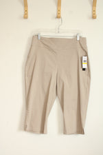 NEW Preswick & Moore Beige Pull on Capri Pants | M