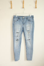 SO Low Rise Light Wash Distressed Jegging | 15/32W