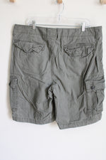 Old Navy Green Cargo Shorts | 38