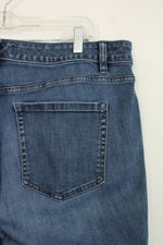 Lane Bryant Signature Fit Mid Rise Straight Jeans | 18