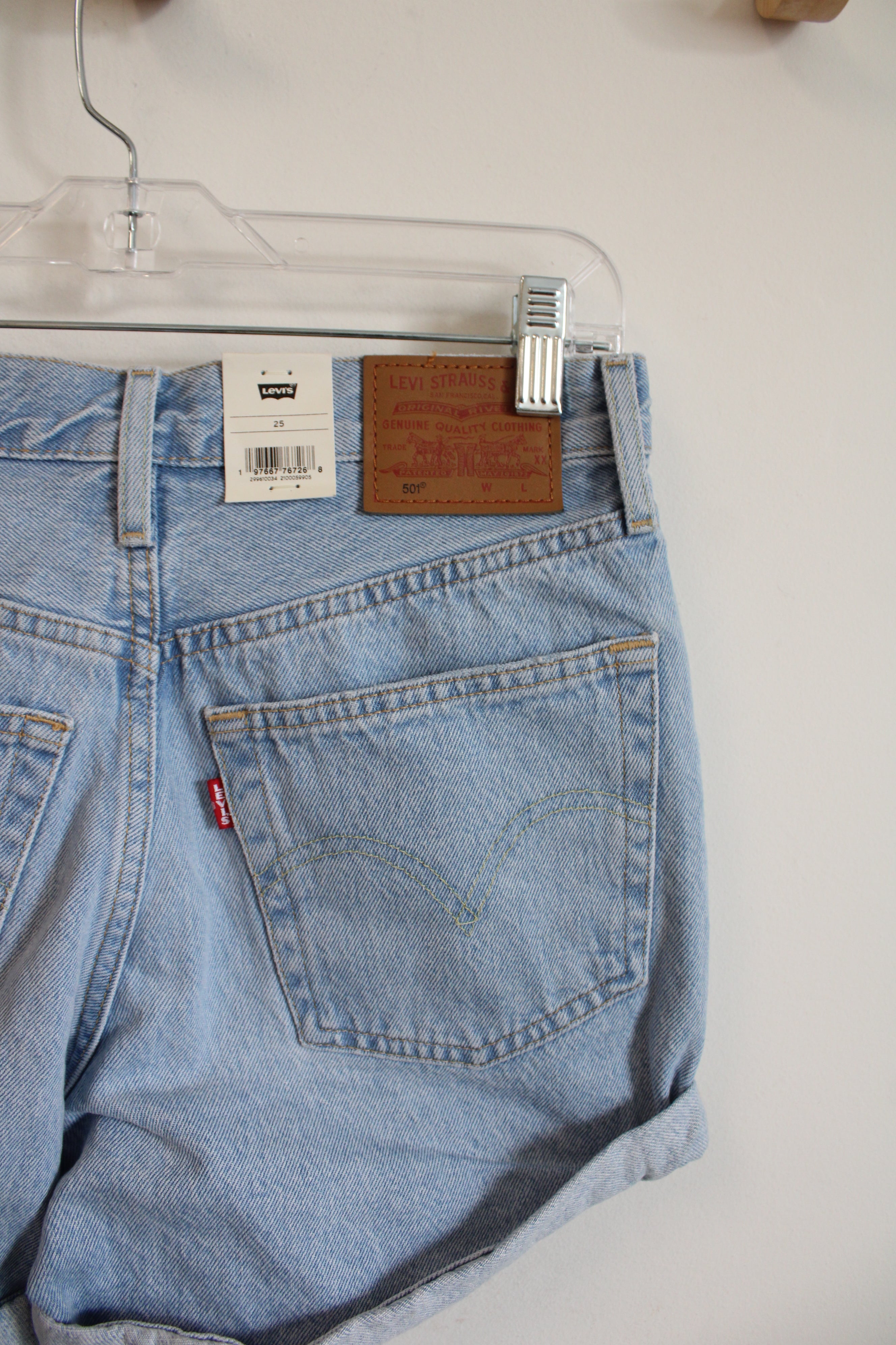 NEW Levi's 501 Mid Rise Rolled Jean Shorts | 25