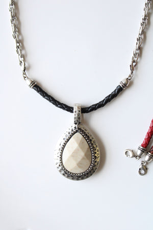 Premier Designs Customizable Necklace