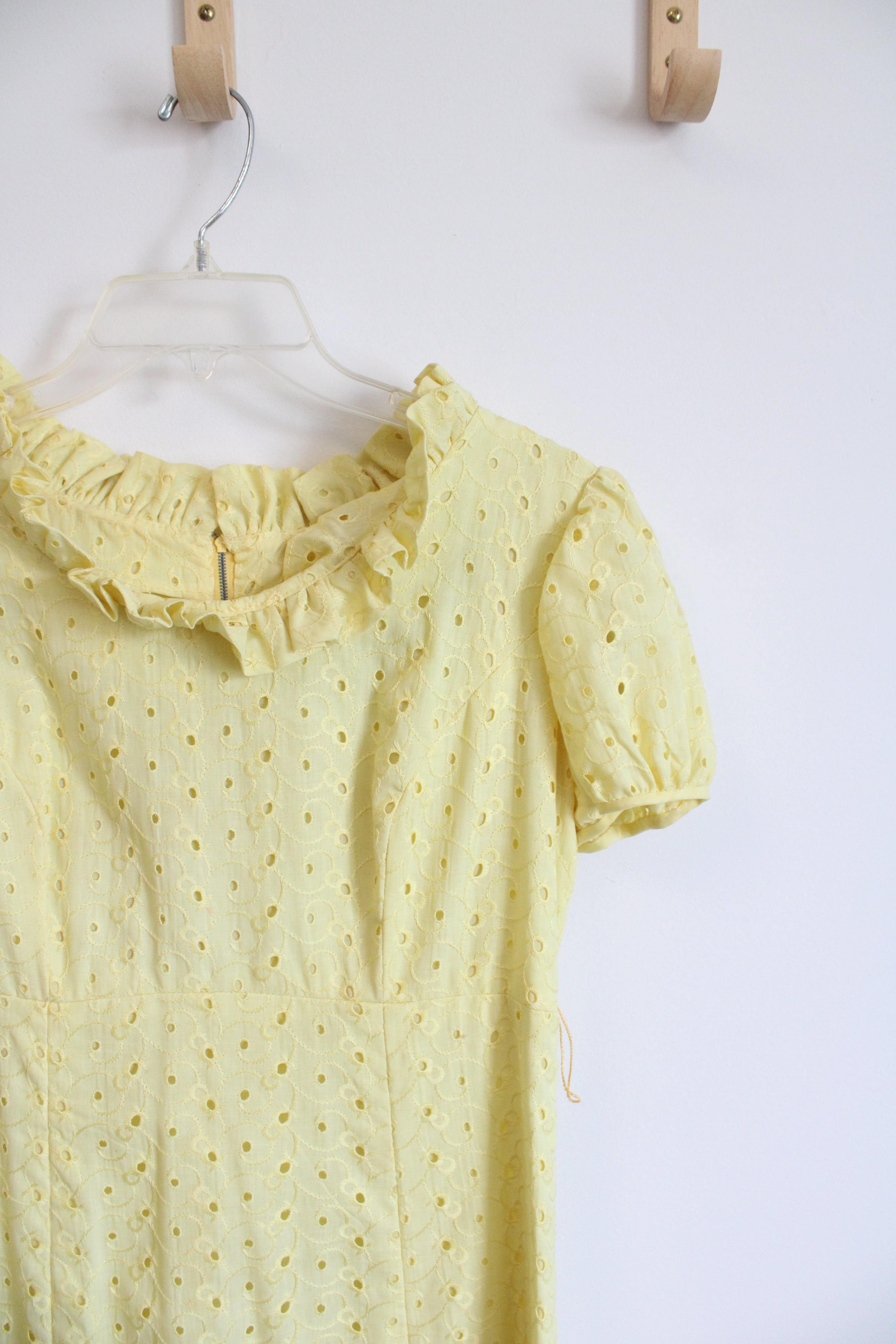 Yellow Eyelet Ruffled Neck Costume Dress | S/M