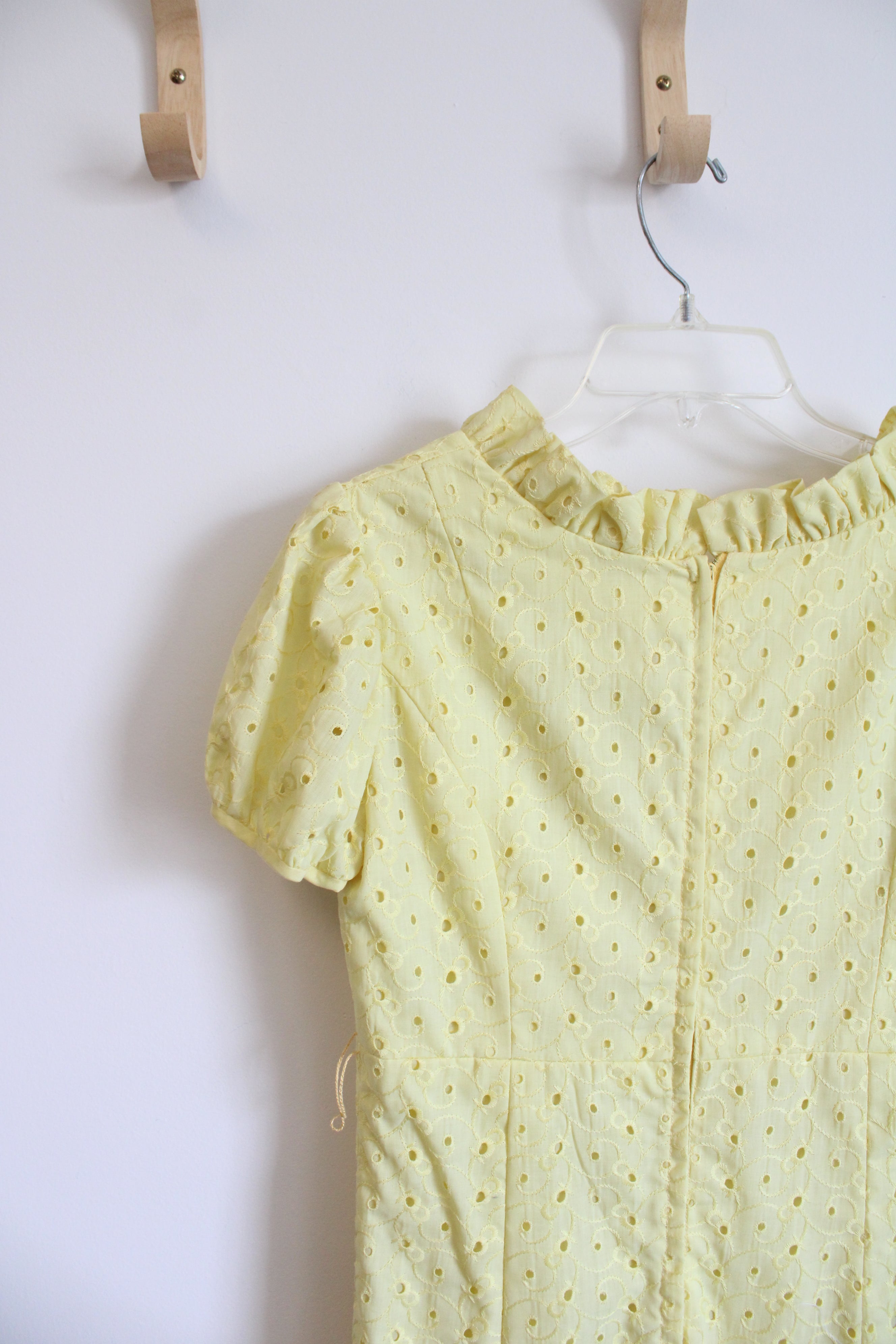 Yellow Eyelet Ruffled Neck Costume Dress | S/M