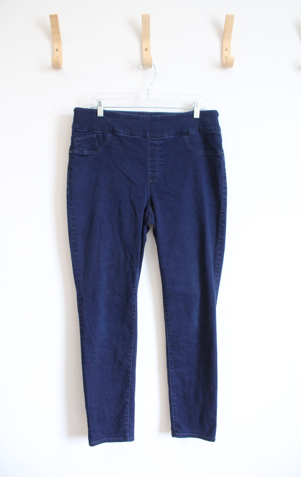 Chico's The So Slimming Effect Dark Wash Jeggings | 2 (12)