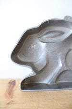 The Pewter Shop Vintage Aluminum Rabbit Mold