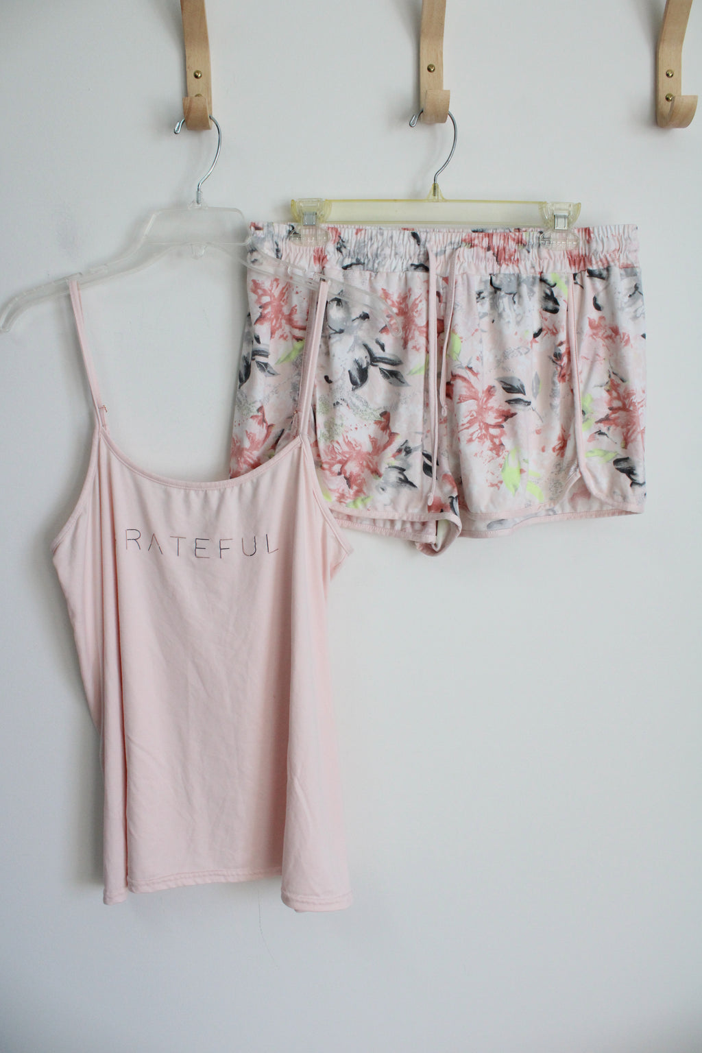 Danskin Grateful Light Pink Floral Pajama Set | XL
