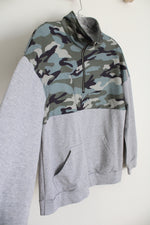 Green Gray 1/4 Zip Pullover Sweatshirt | M