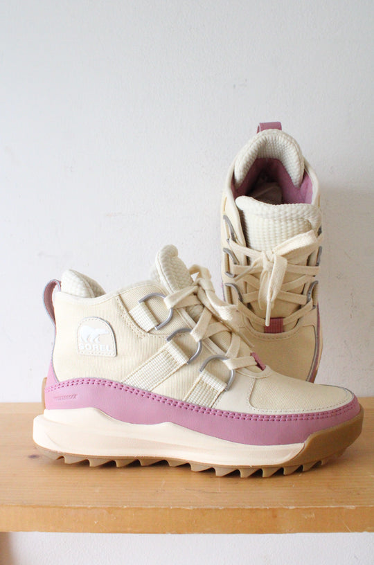 Sorel ONA RMX Chukka Plus WP in Honey White/Mauve Boot | Size 8