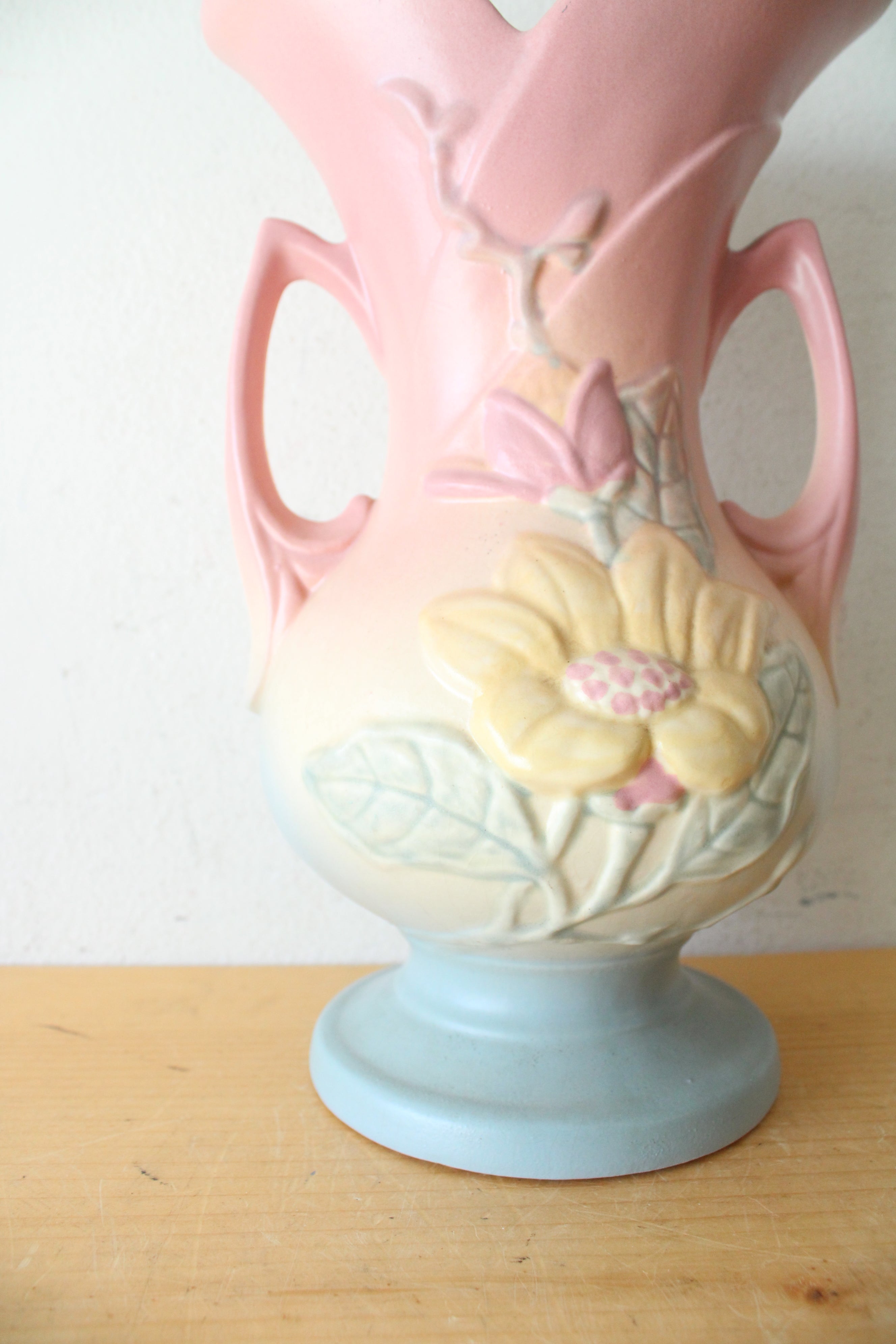 Vintage Hull Pink & Blue Magnolia Handled Vase