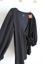 Ingrid & Isabel Black Wrap Nursing Friendly Top | M