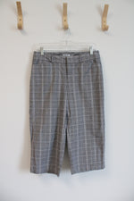 Dockers Mid Rise Curvy Gray Plaid Capri Pants | 8