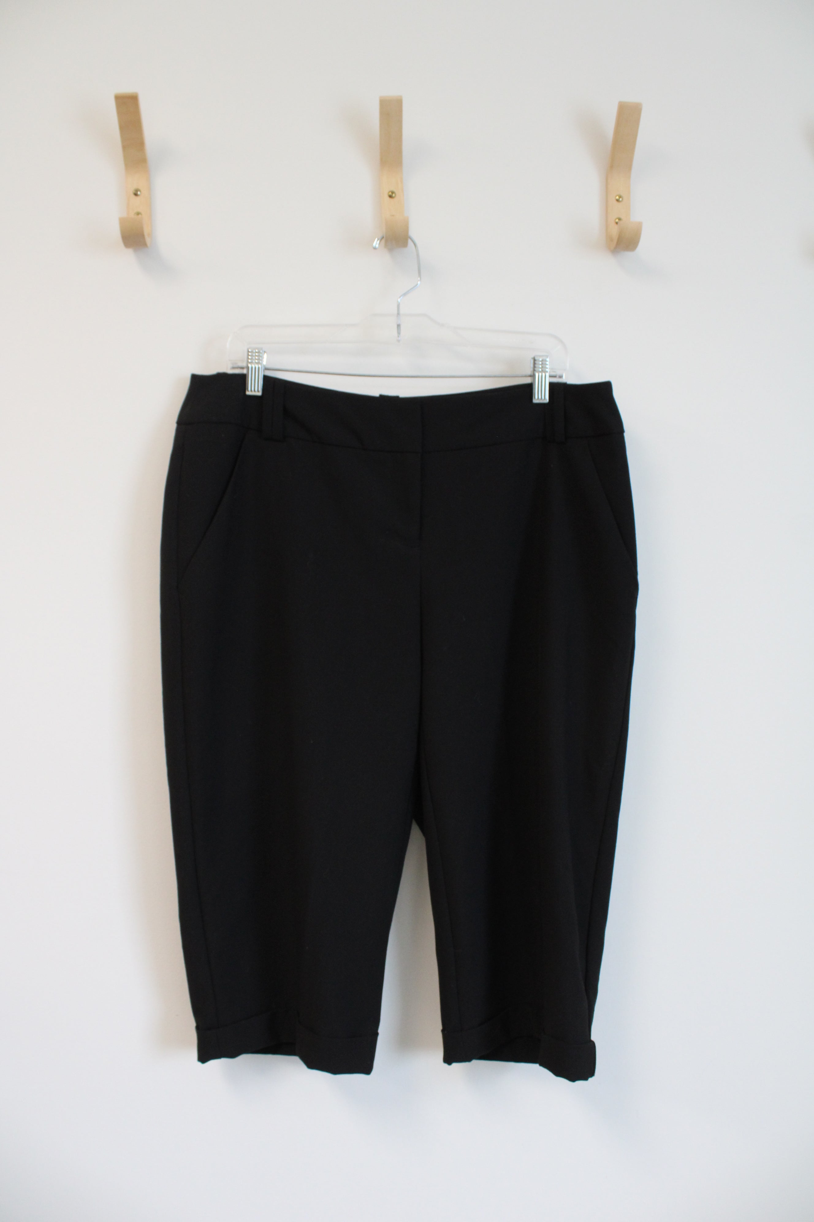 Worthington Modern Fit Black Capri Pants 14 – Jubilee Thrift
