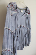 Knox Rose Periwinkle Blue Embroidered Boho Top | M