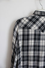 Lauren Ralph Lauren Black & Ivory Snap Button Down Top | M