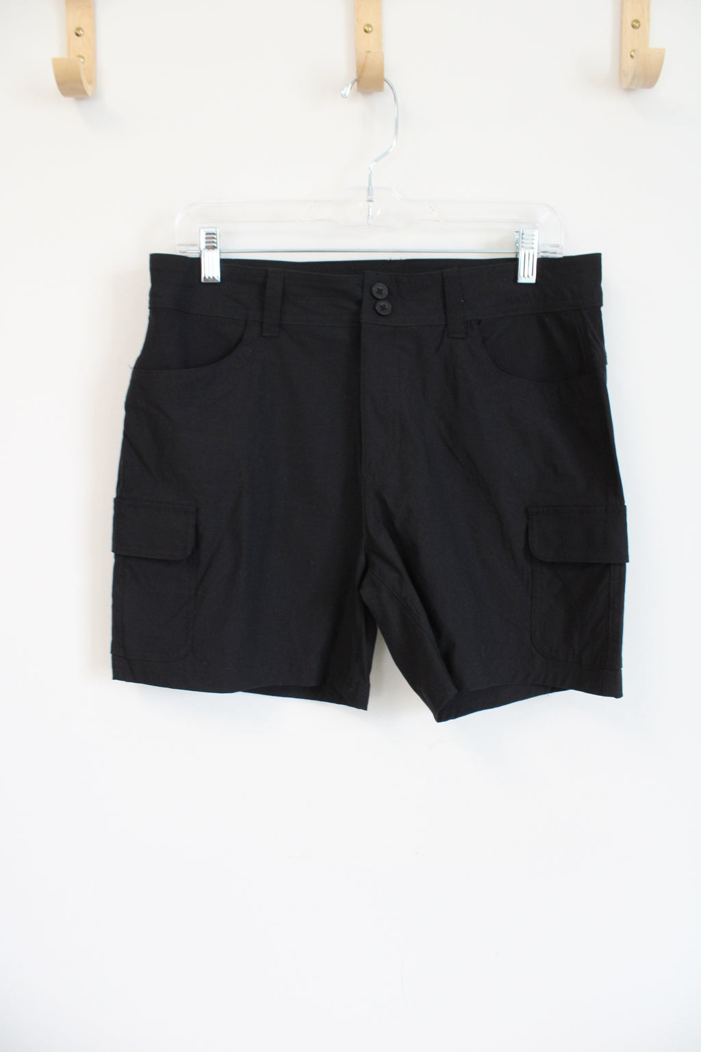 Eddie Bauer Black Nylon Cargo Shorts | 10