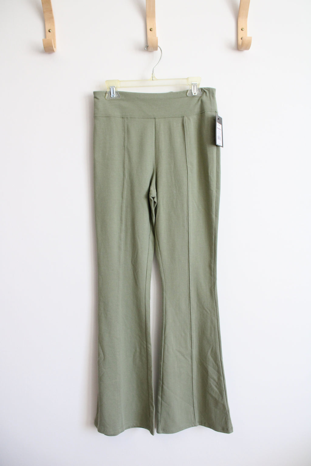 NEW Art Class Sage Green Flare Leggings | Youth XL (14)
