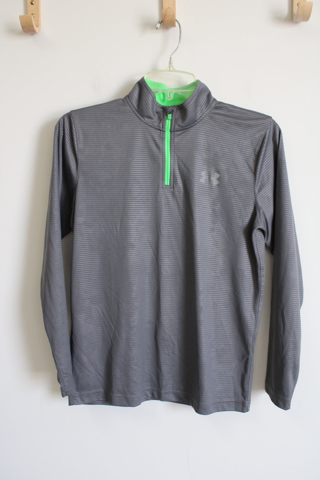 Under Armour Loose Fit HeatGear Gray Green Quarter Zip Pullover | Youth L (16/18)