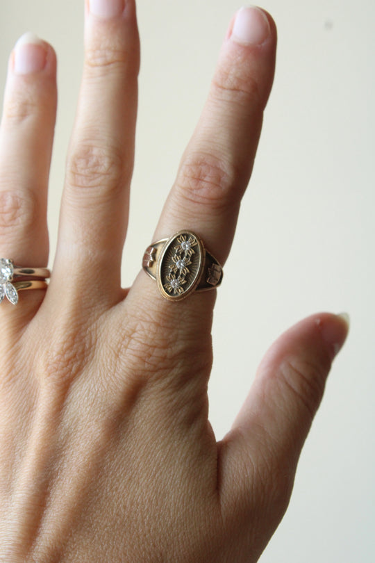 10K Yellow Gold Diamond Flower Signet Ring | Size 6