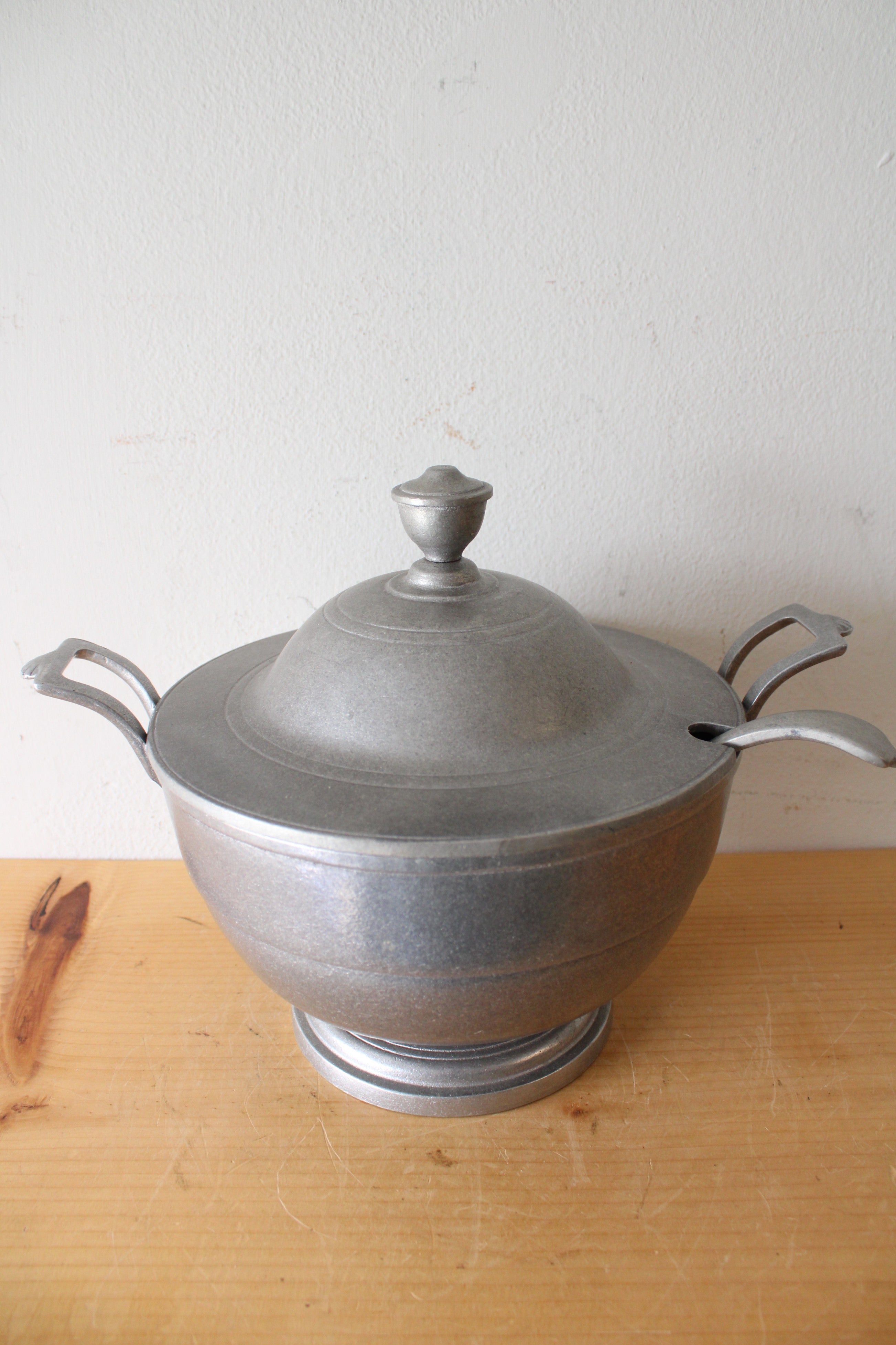 Vintage Wilton Armetale Pewter Soup Tureen
