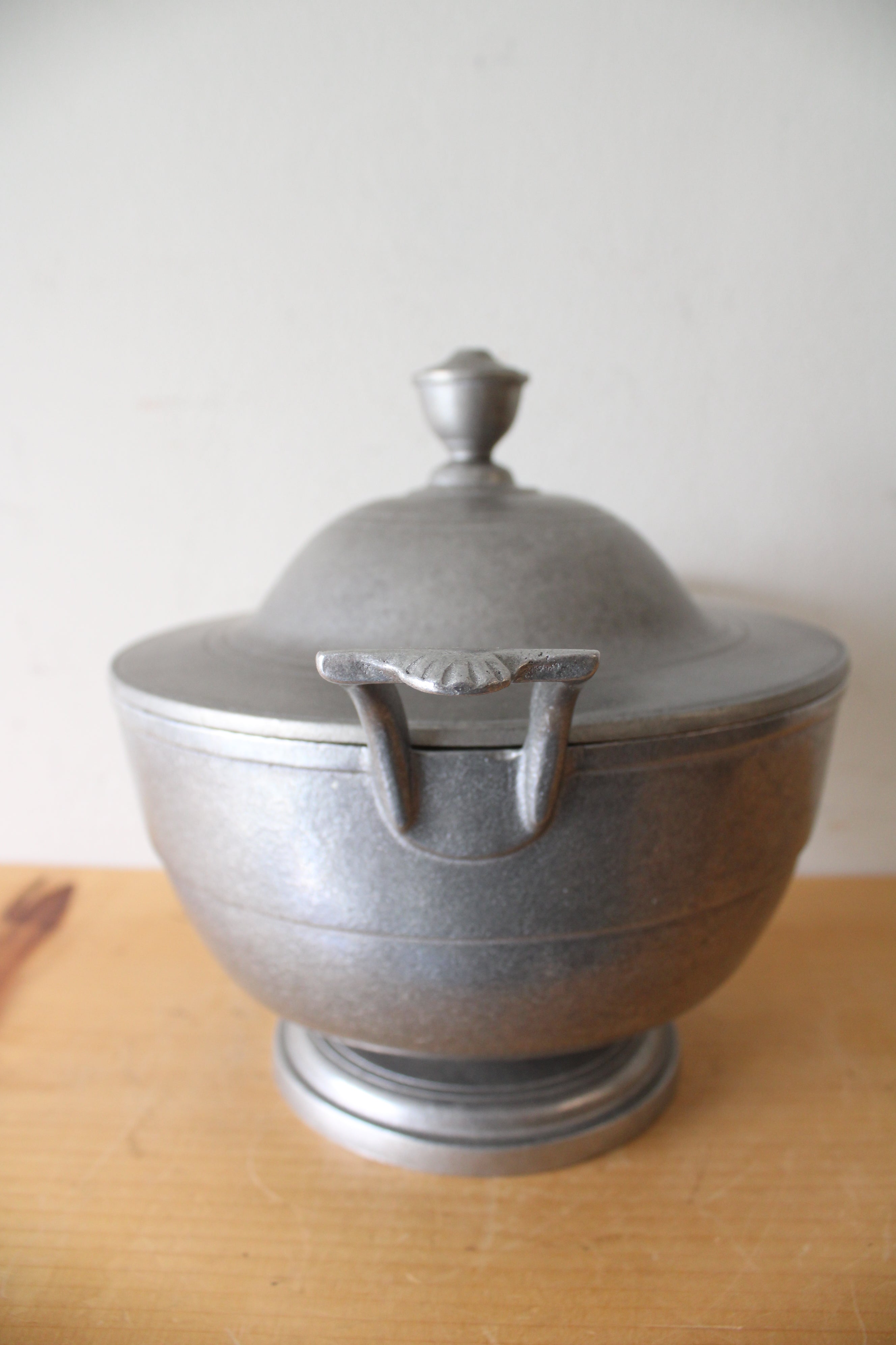 Vintage Wilton Armetale Pewter Soup Tureen