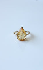 10K Yellow Gold Pear Shaped Citrine Ring | Size 6