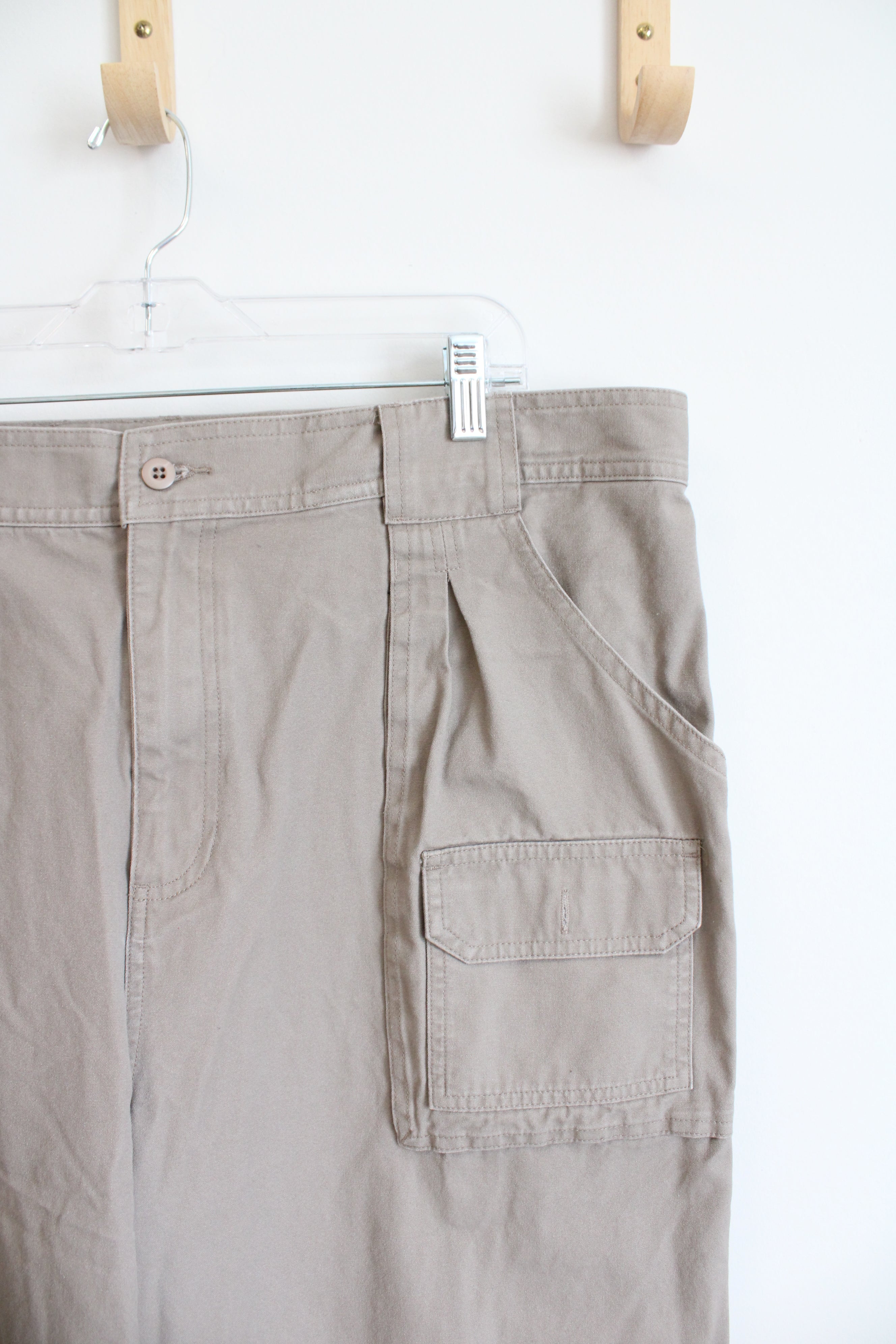 Cabela's Classic Fit Tan Cargo Pants | 40X36