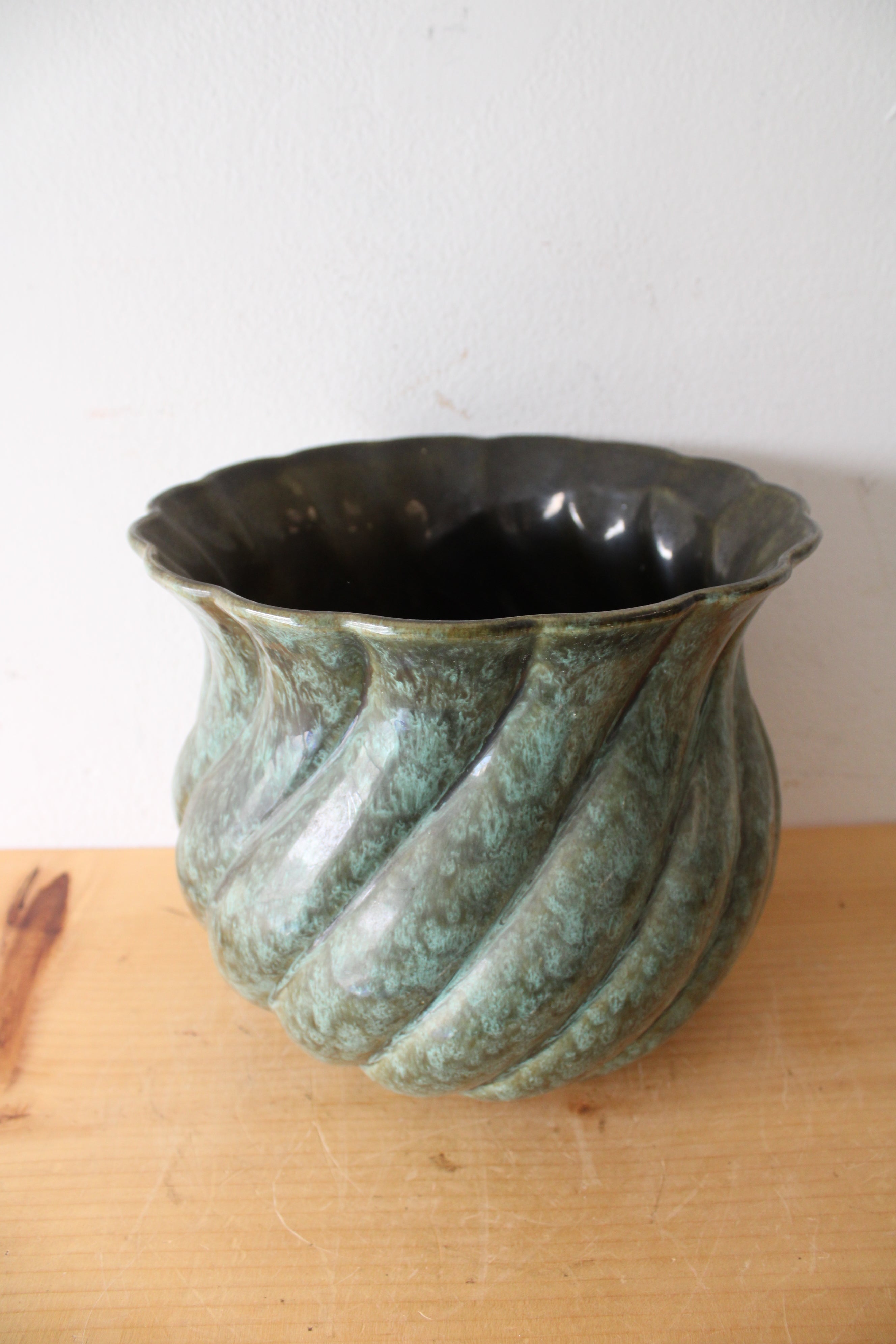 Haeger Green Glazed Ribbed Ceramic Vase | 8" tall