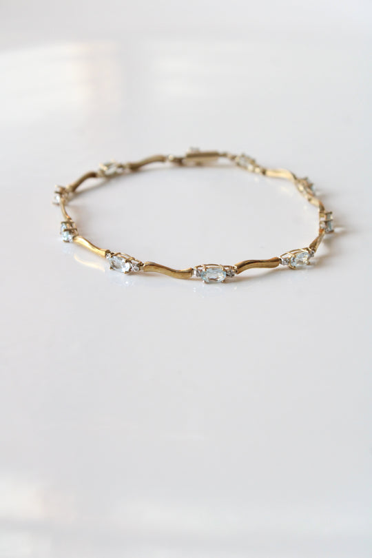 10K Yellow Gold Light Blue Stone Bracelet
