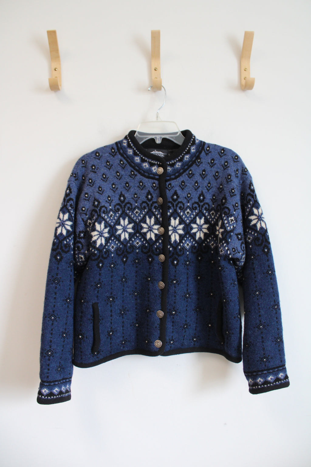 Vintage Icelandic Design Blue Black & White Snowflake Wool Button Down Sweater | L