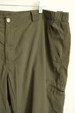 Columbia Army Green Pocket Pants | 42