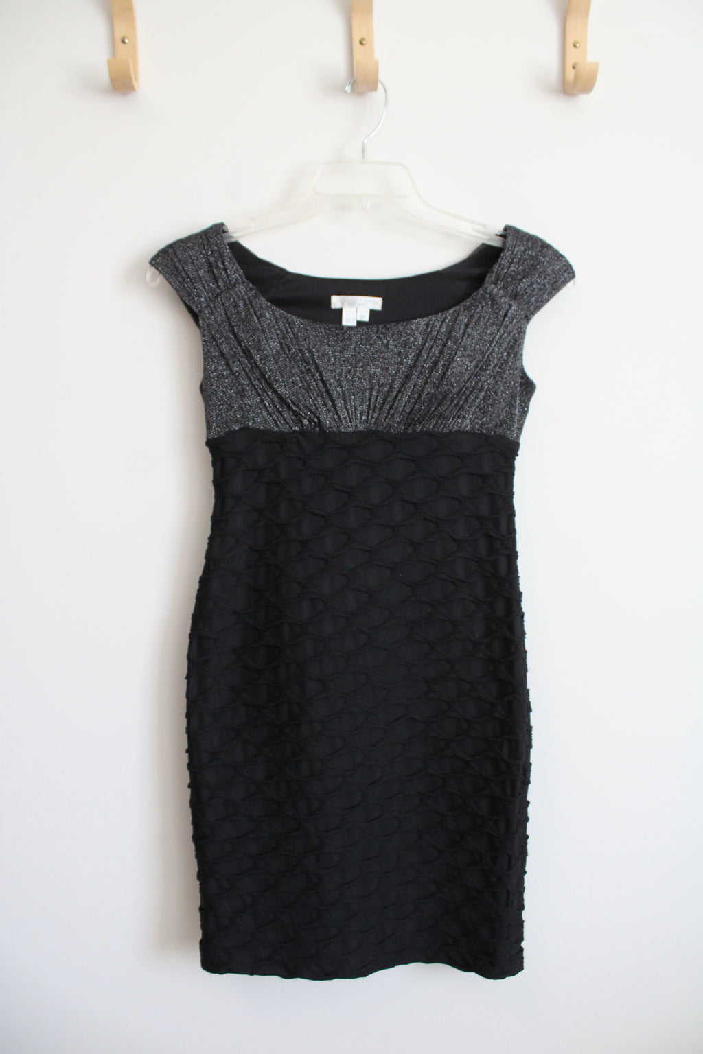 London Times Black Metallic Sheath Dress | 6 Petite