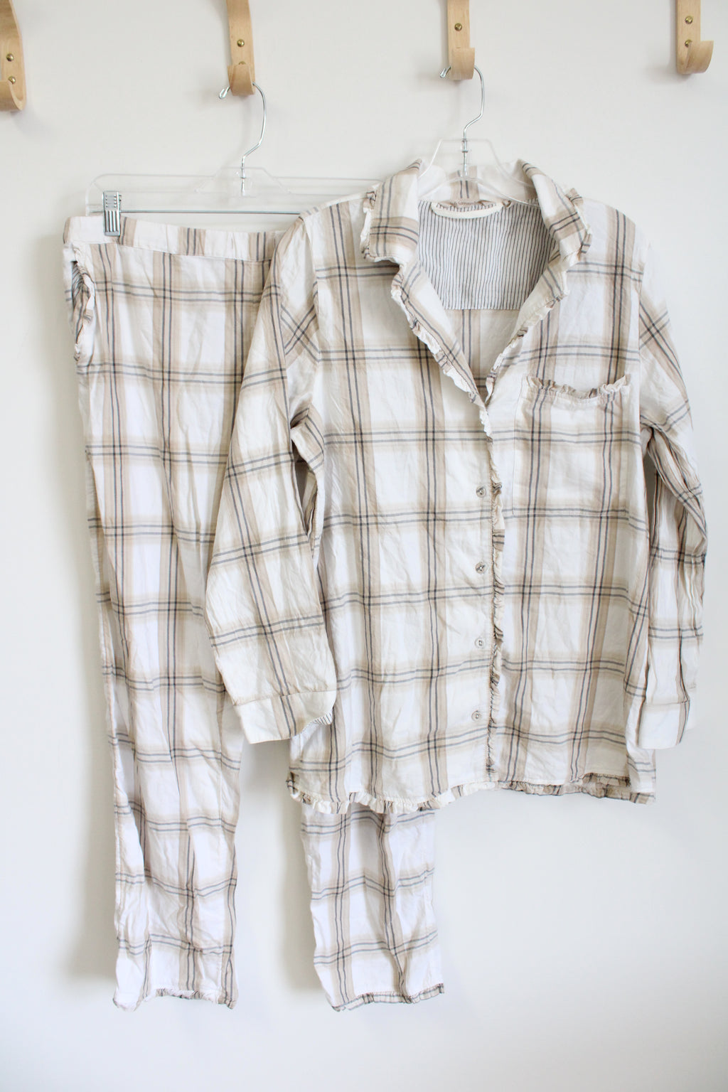 Soft Surroundings White Tan Plaid Pajama Set | M