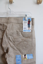 Lee's Tan Slender Stretch Capris | 10