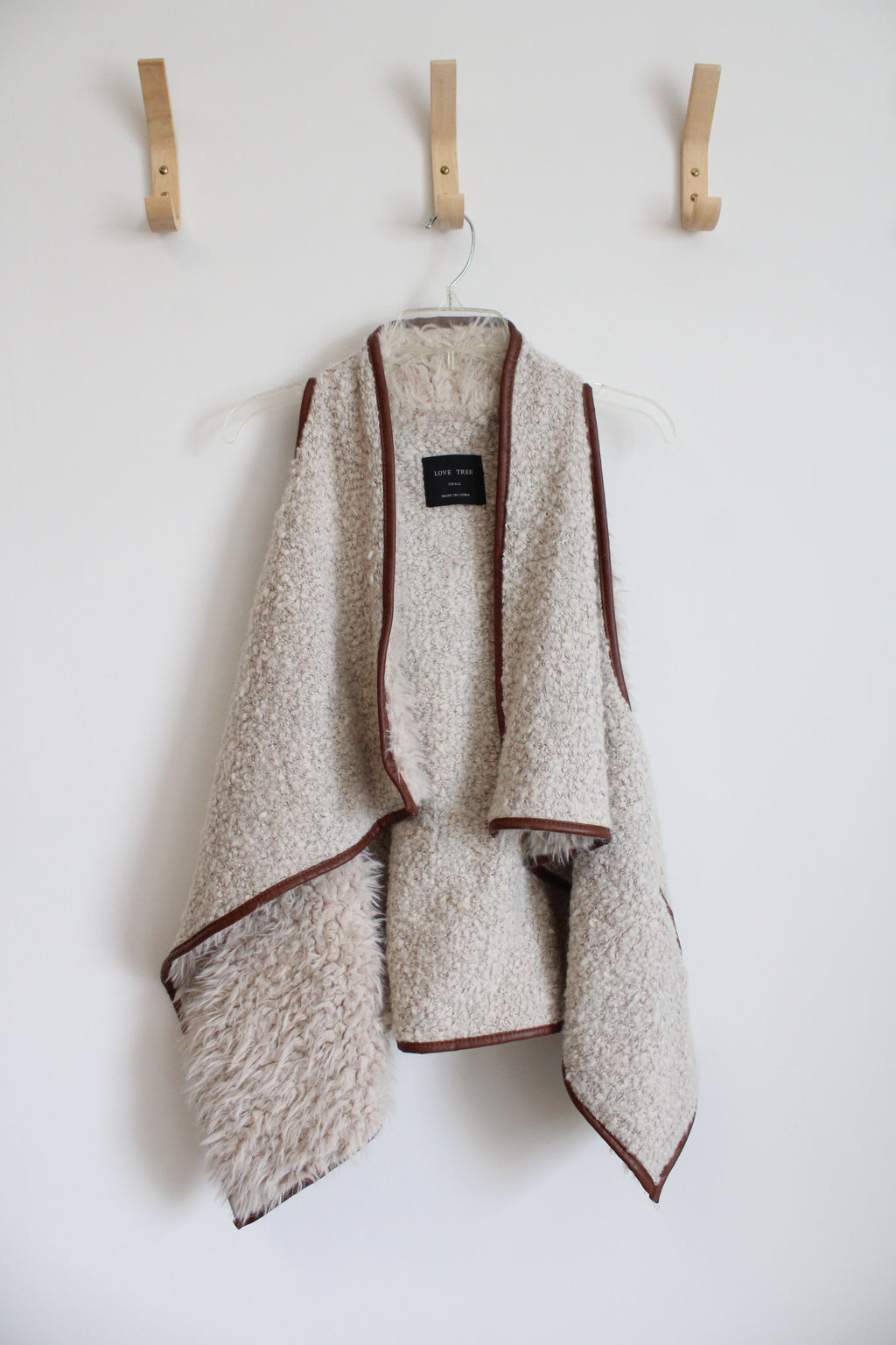 Love Tree Sherpa Fuzzy Wool Blend Tan Vest | S