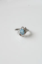 14K White Gold Blue Topaz Oval Stone Ring | Size 8