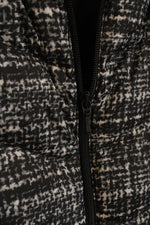 Lands' End Black and White Printed Zip-up Puffer Vest | L