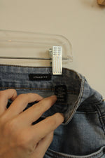Kenneth Cole Light Wash Straight Leg Jeans | 36 x 32