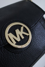 MICHAEL Michael Kors Chain-Linked Black Leather Crossbody Purse