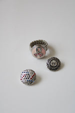 Stretch Band Button Ring