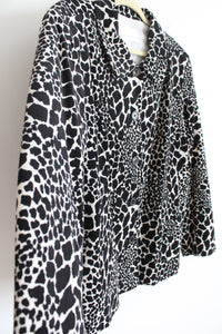 Susan Graver Giraffe Print Jacket | 2X