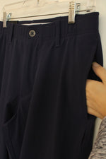 Under Armour Navy Blue Athletic Buttoned Pants with Pockets | 32 x 32