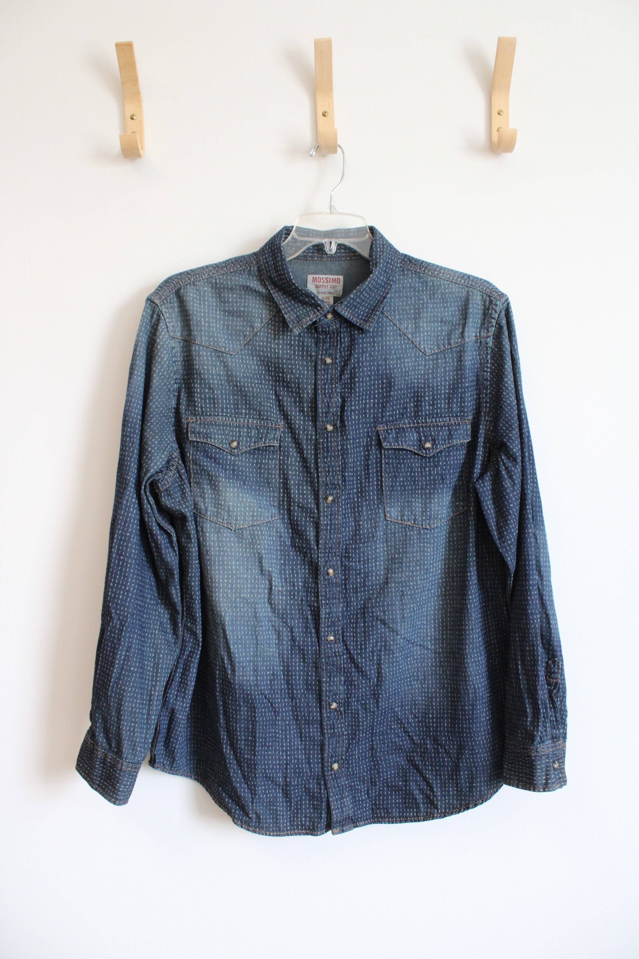 NEW Mossimo Supply Co. Chambray Button Down Shirt | XL