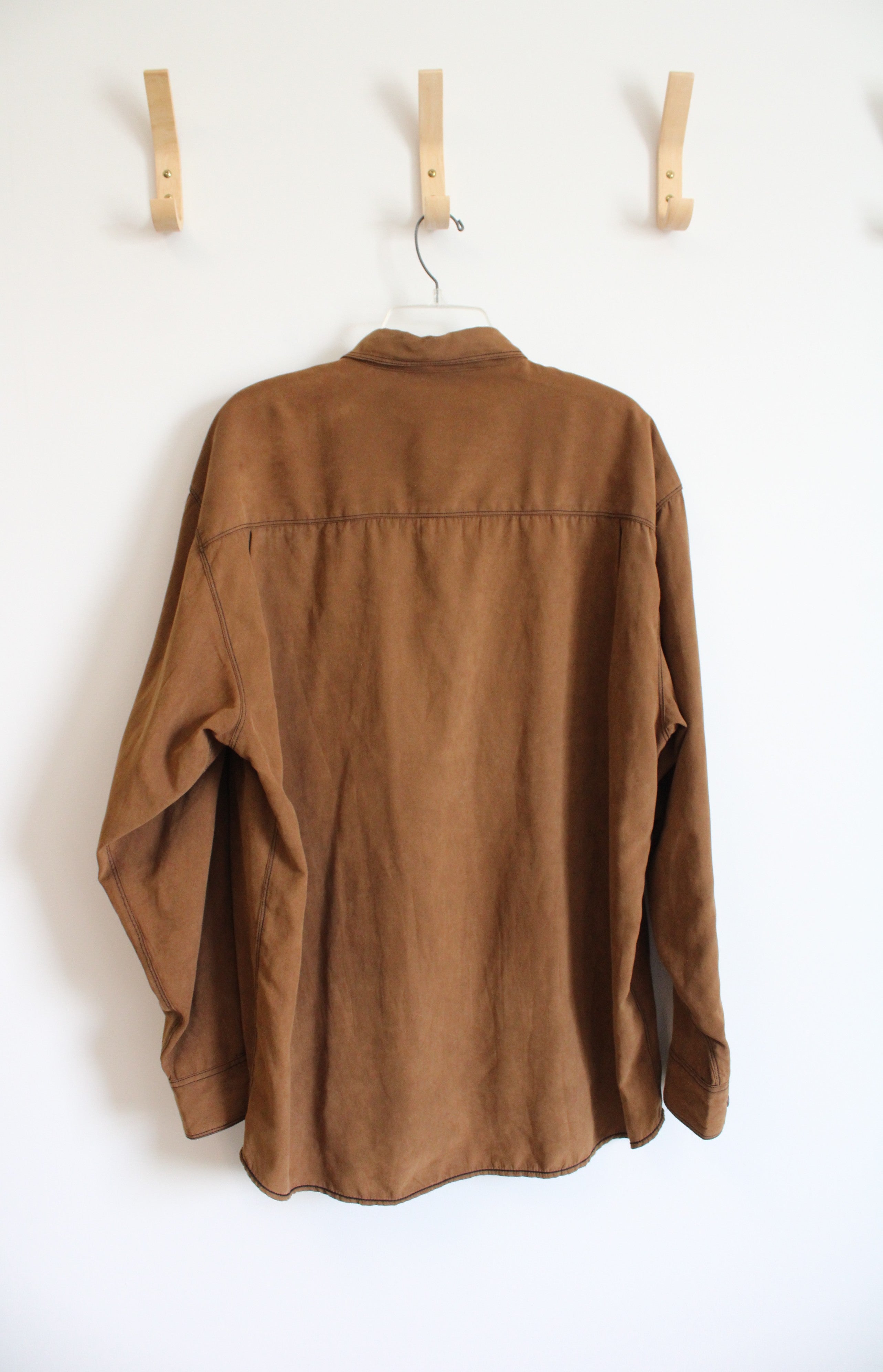 North River Outfitters Brown Button Down Shirt | L