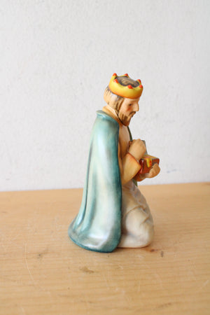 Goebel Hummel Nativity Wiseman Ceramic Figurine
