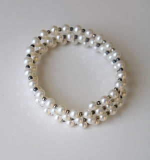 Ivory Genuine Pearl Memory Wire Bracelet