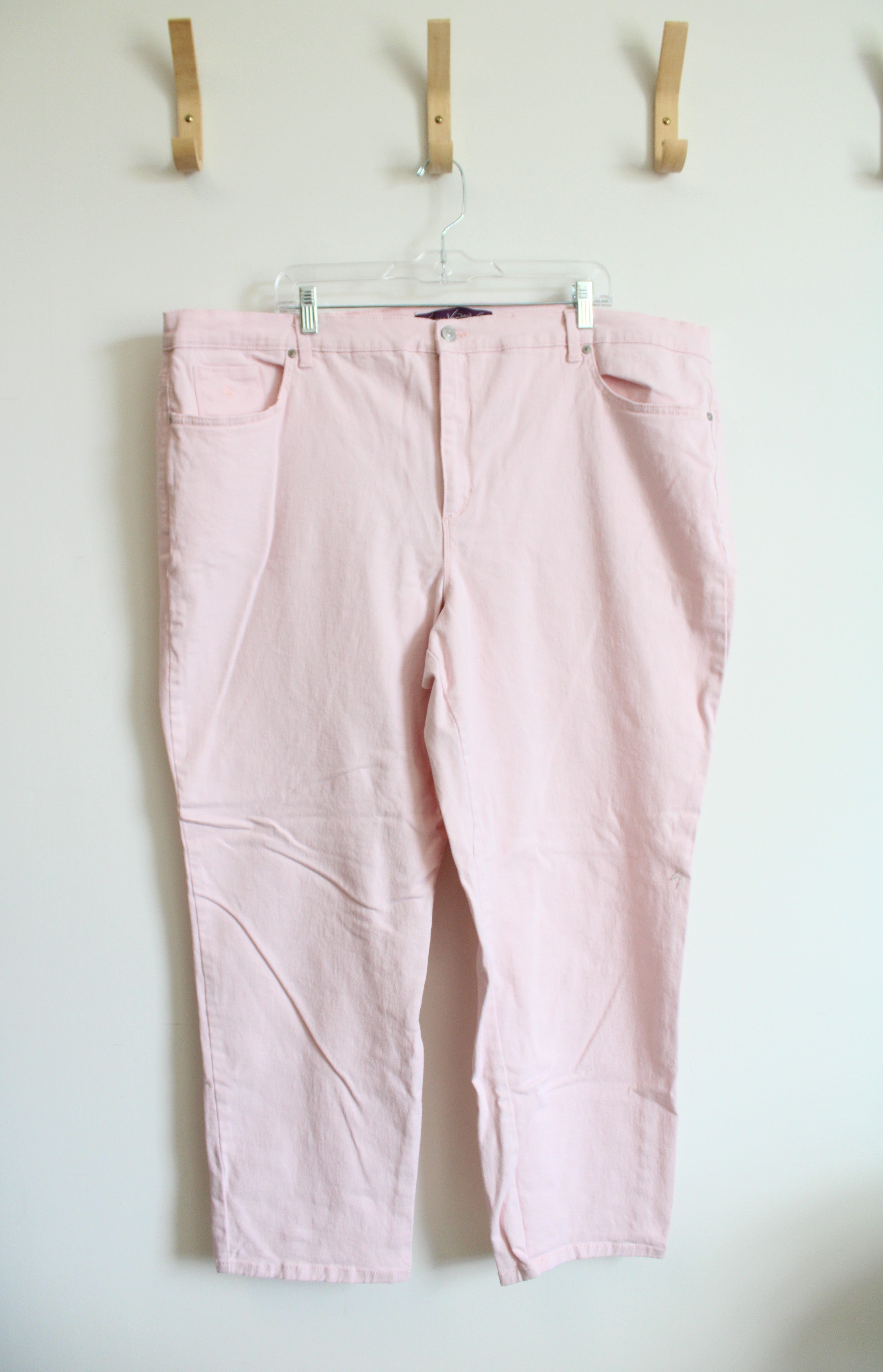 Gloria Vanderbilt Amanda Light Pink Jeans | 24W
